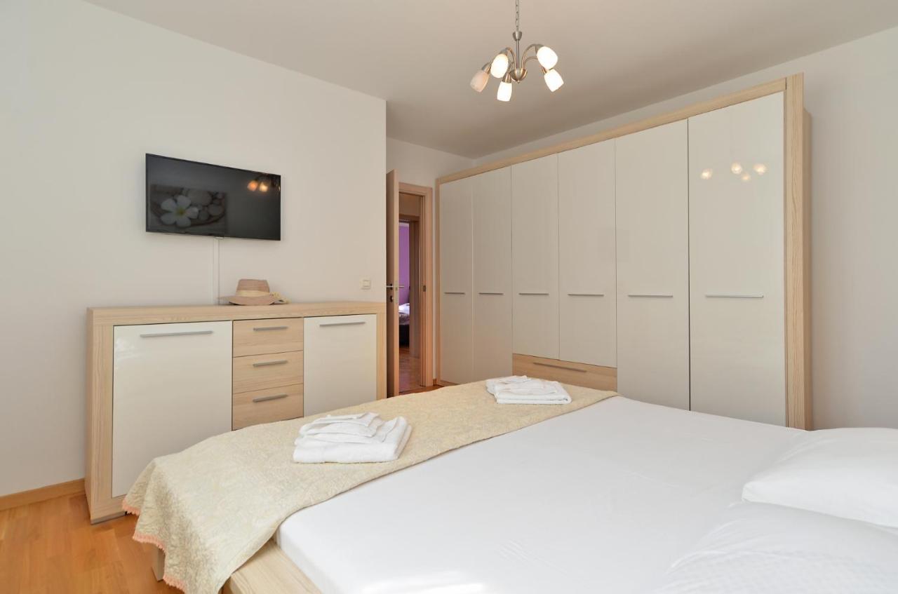 Apartment Patricia 1756 Pula Extérieur photo